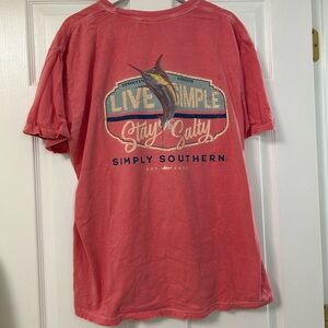 Cool Simply Southern well lived-in S/S red t-shirt
